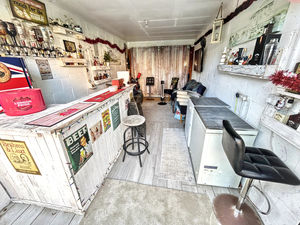 Photo 30- click for photo gallery